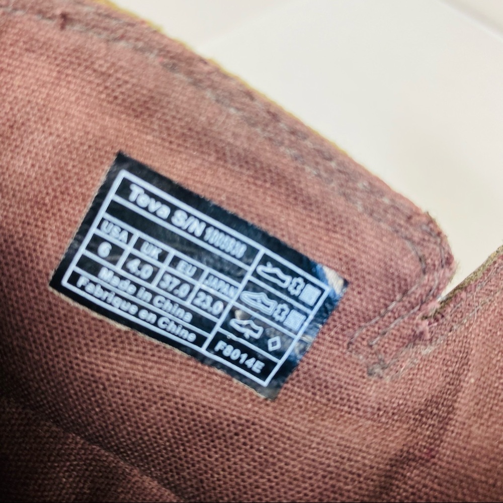 Teva Black and Tan Ankle Boots - Picture 8 of 11
